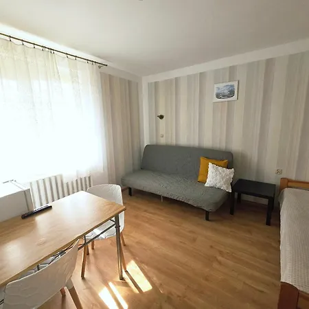 Pod Sumakiem - Nad Morzem Dźwirzyno